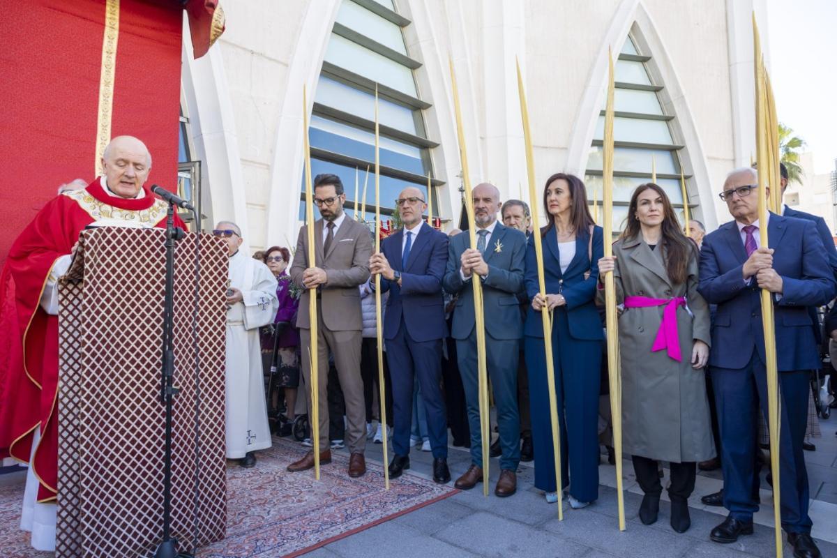 Aquí las imágenes de la Procesión de Las Palmas de Torrevieja 2026 Aquí las imágenes de la Procesión de Las Palmas de Torrevieja 2026