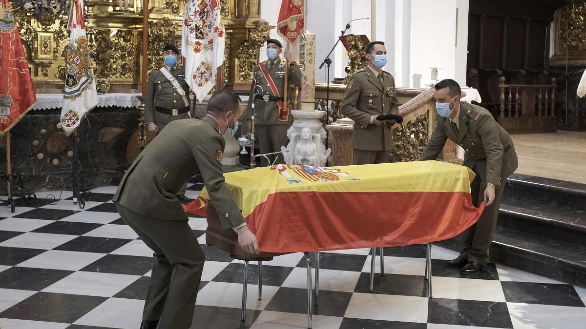 Despedida del general Ramón Serrano en la iglesia de La Trinidad