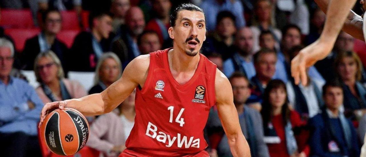 Nihad Djedovic, jugador del Bayern alemán, es el alero que el Unicaja quiere para la próxima temporada.