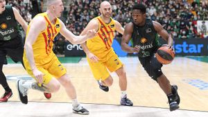 El Joventut sotmet el Barcelona de principi a final