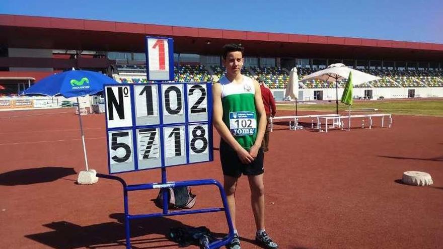 El atleta del San Narciso, Nicolás García. // FdV