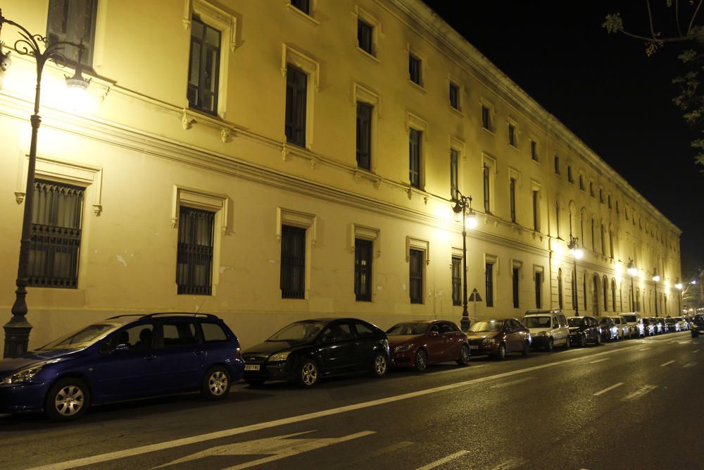 Polémica por el uso del carril bus de noche en València