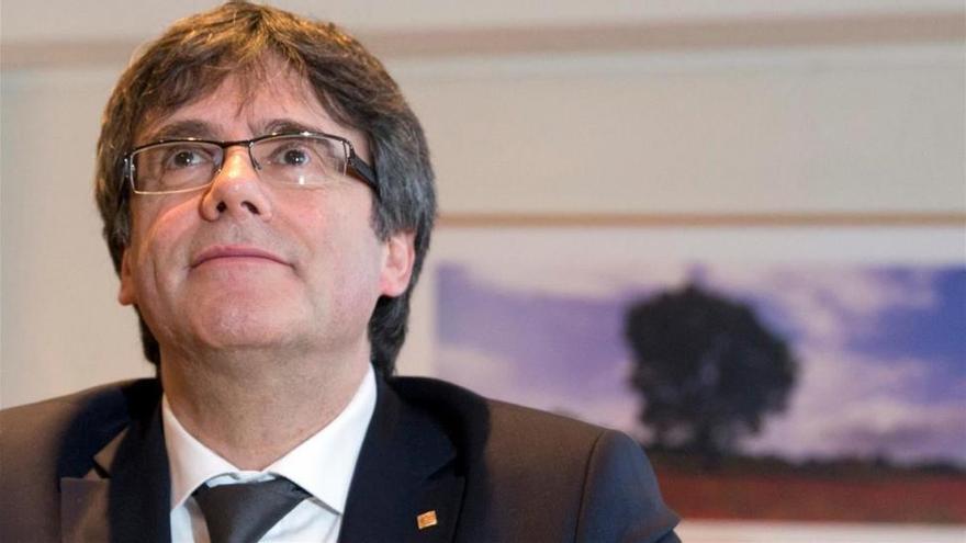 JxCat, ERC y la CUP pactan una investidura simbólica de Puigdemont