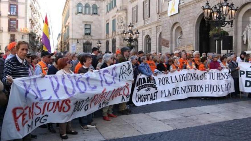 La Marea Pensionista defensa a Barcelona les pensions públiques