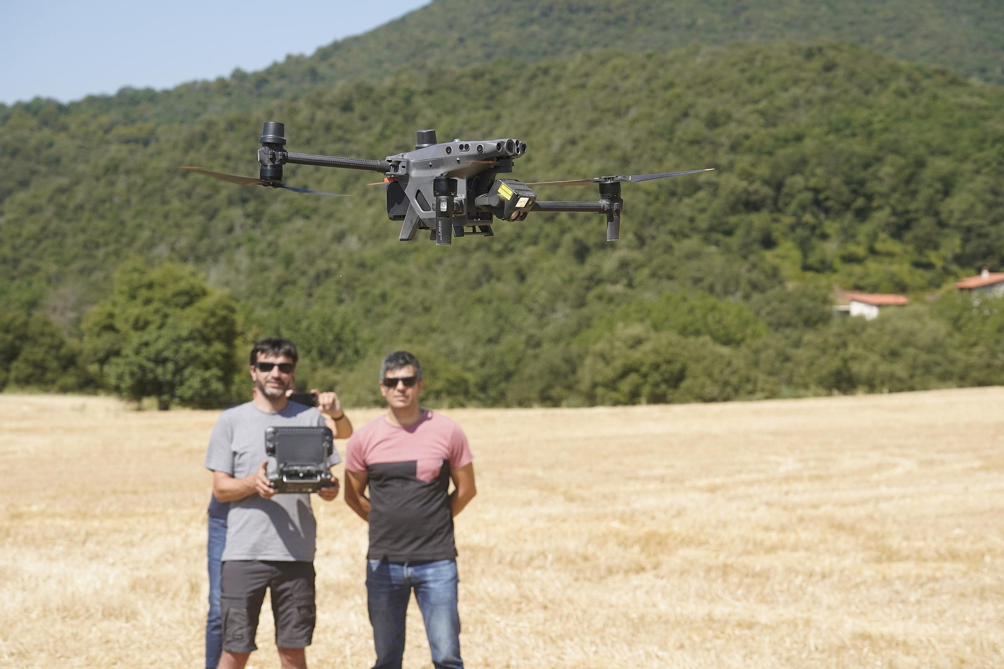 Inicien un seguiment amb drons a la Vall de Llémena per mesurar l’impacte del senglar