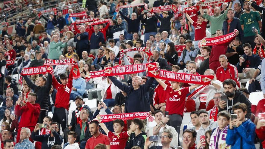 La campaña de abonos, otra prueba de fuego para el Real Murcia