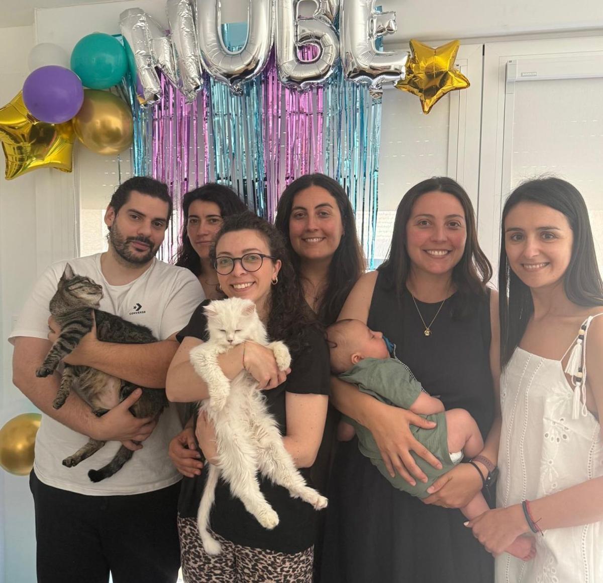 Su familia y amigos celebraron el aniversario.