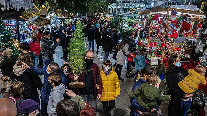 Feria navideña de Santa Llucia en Barcelona.