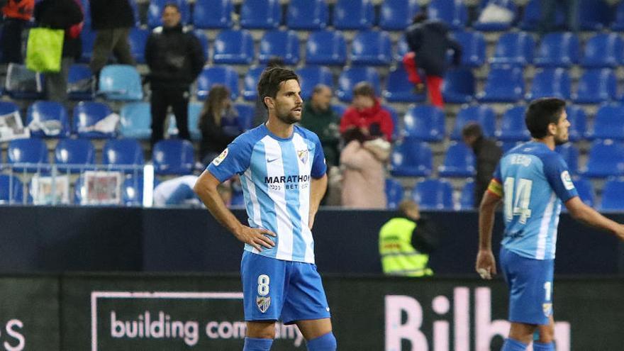 El Málaga CF pierde a Adrián por sanción... y por lesión