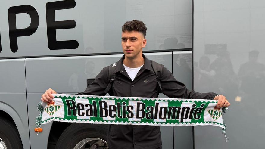 Marc Roca y la ambición del Betis en la Europa League: "Cuando estás en cuartos quieres ganar, es la realidad"