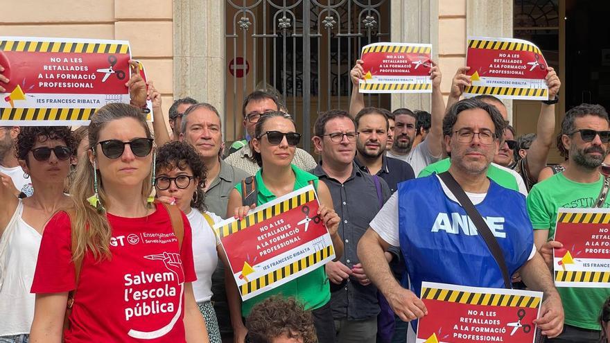 Compromís dona suport al professorat d’FP i alerta que Castelló pot perdre una vintena de docents amb les retallades del PP