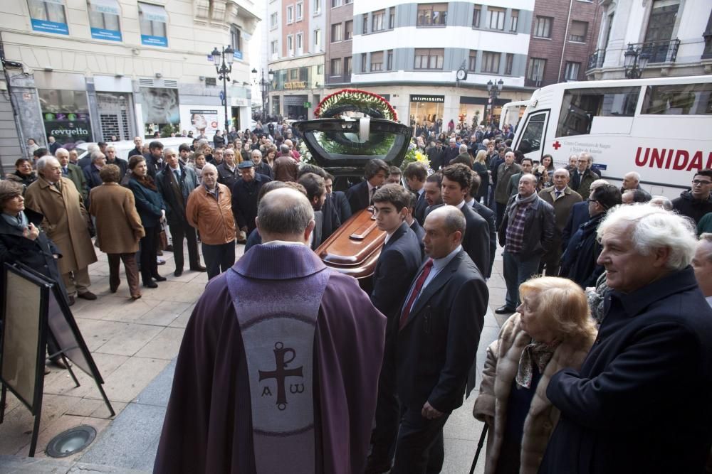 Multitudinario adiós a José María Figaredo"