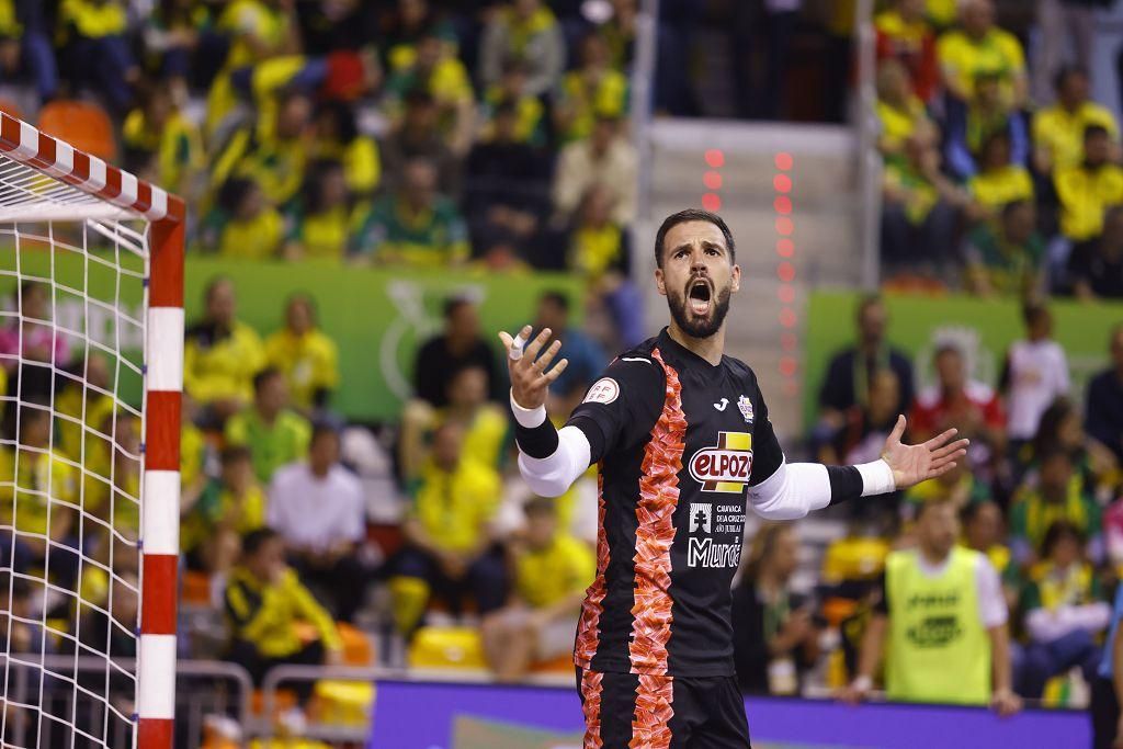 Todas las imágenes del partido entre ElPozo y el Jimbee