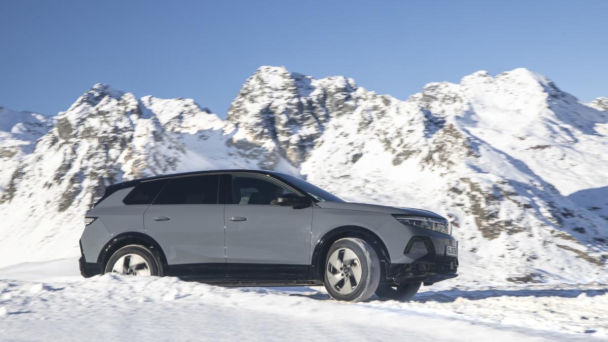 Opel Grandland Electric AWD