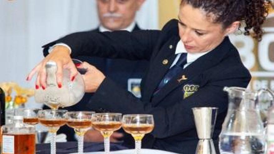 Una valenciana, primera española en un concurso internacional de coctelería