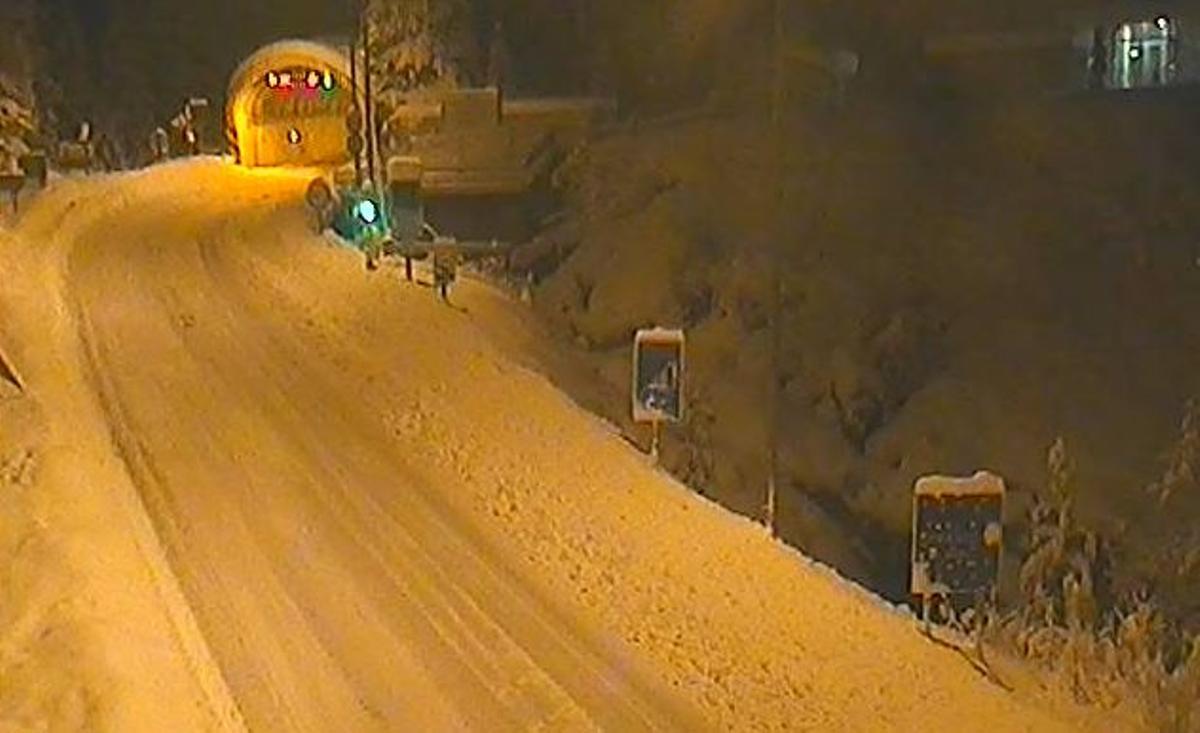 Entrada al túnel de Bielsa por el lado español, este sábado por la tarde.