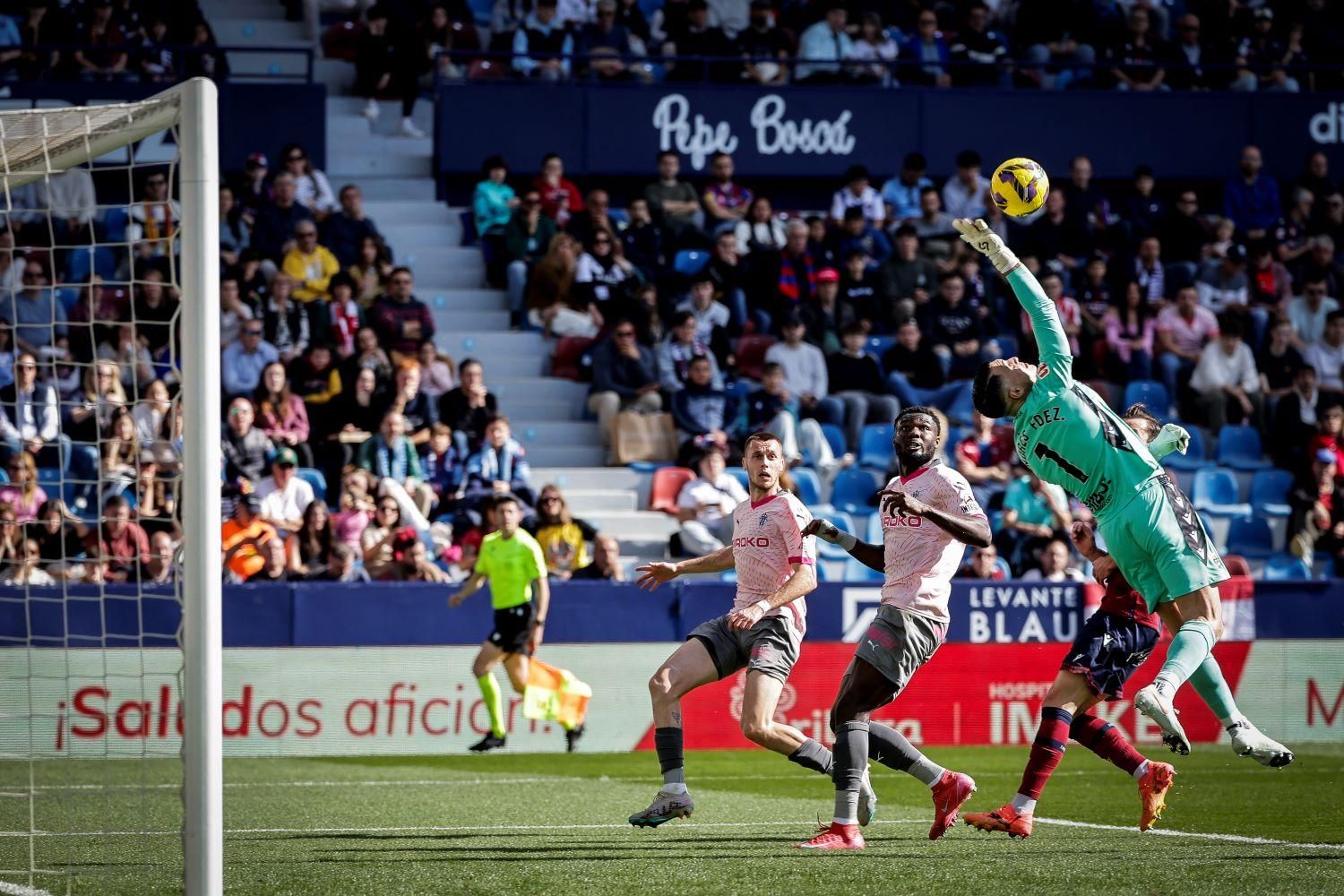 Así fue el partido entre el Sporting y el Levante