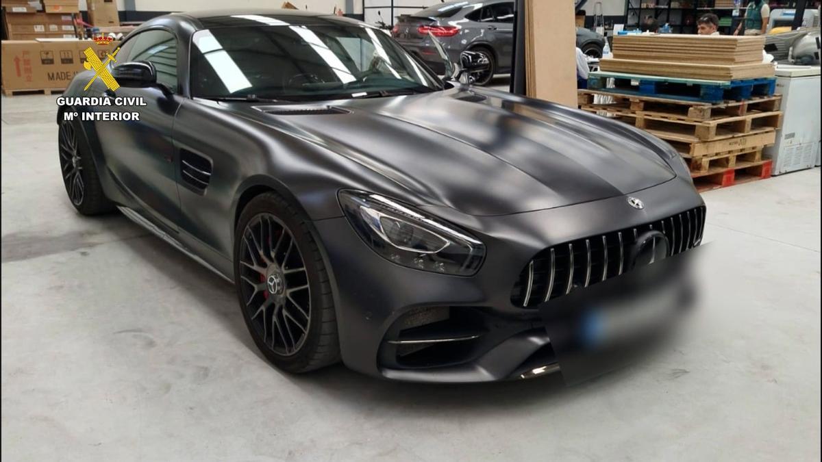 Vehículo de lujo intervenido en la operación Homeros de la Guardia Civil