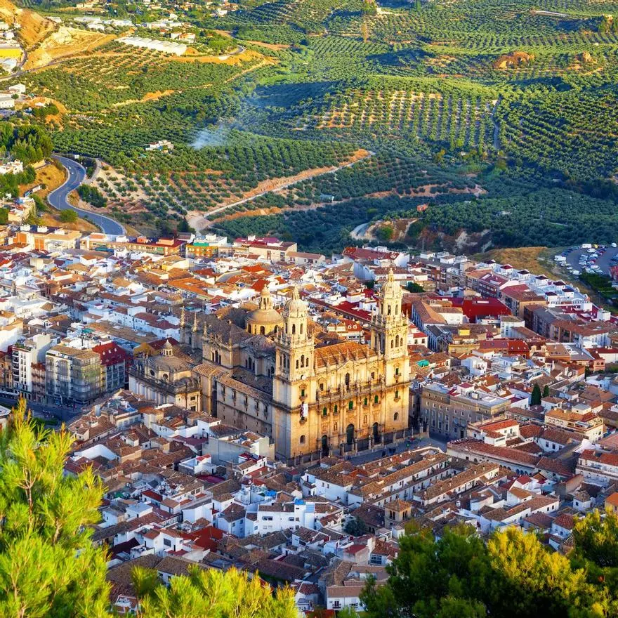 La capital del aceite de oliva está en Andalucía: tiene los baños árabes mejores conservados de toda Europa