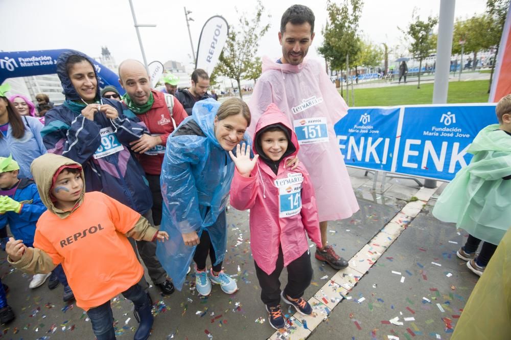 Más de 9.000 personas participan en la sexta Carrera ENKI en A Coruña.