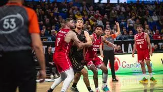 El CB Canarias se impone al Girona con sufrimiento: victoria por 97-94 en un final de infarto