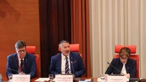 El conseller de Empresa y Trabajo de la Generalitat, Miquel Sàmper, en el Parlament. 