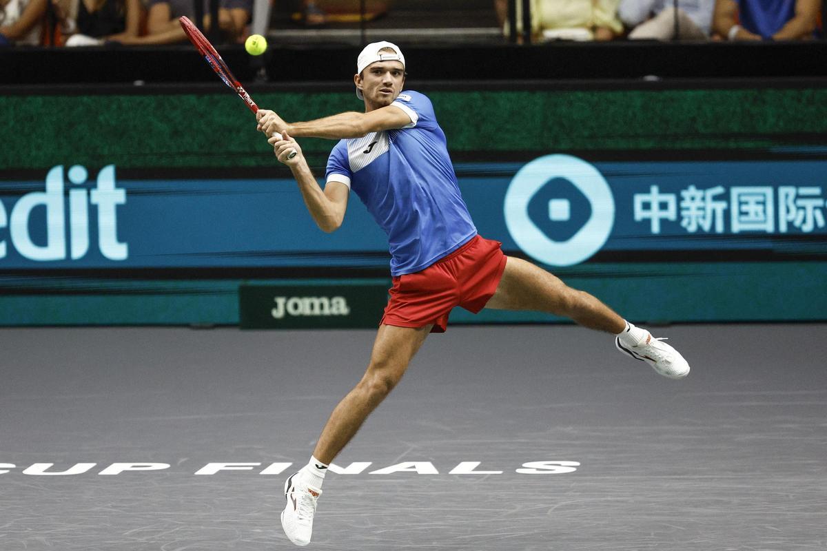 Alcaraz - Machac de Copa Davis, en imágenes