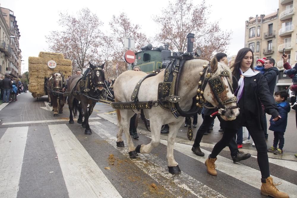 La pluja fa endarrerir la sortida dels Tres Tombs d'Igualada