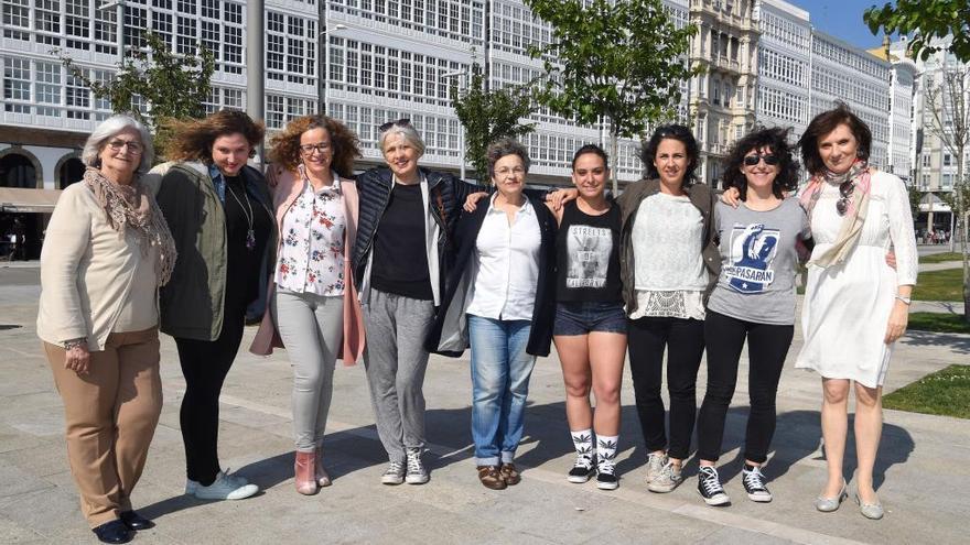 Organizadoras da masiva manifestación da Plataforma Feminista Galega do 8 de marzo.