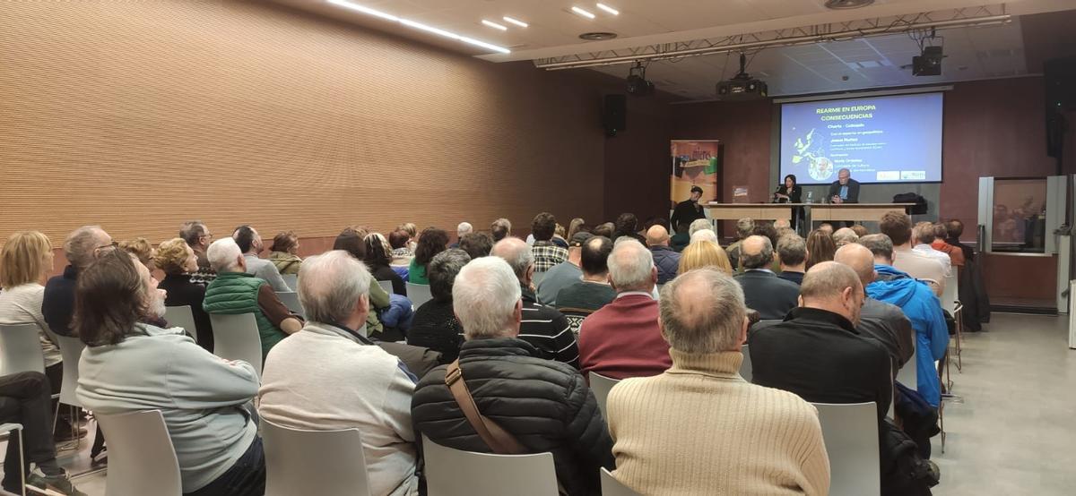 Público asistente al acto.