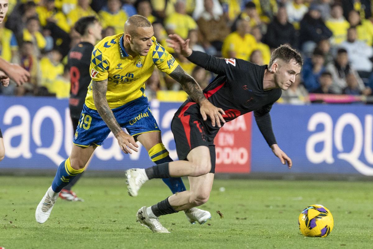 Casadó estuvo a buen nivel en la victoria ante la UD Las Palmas
