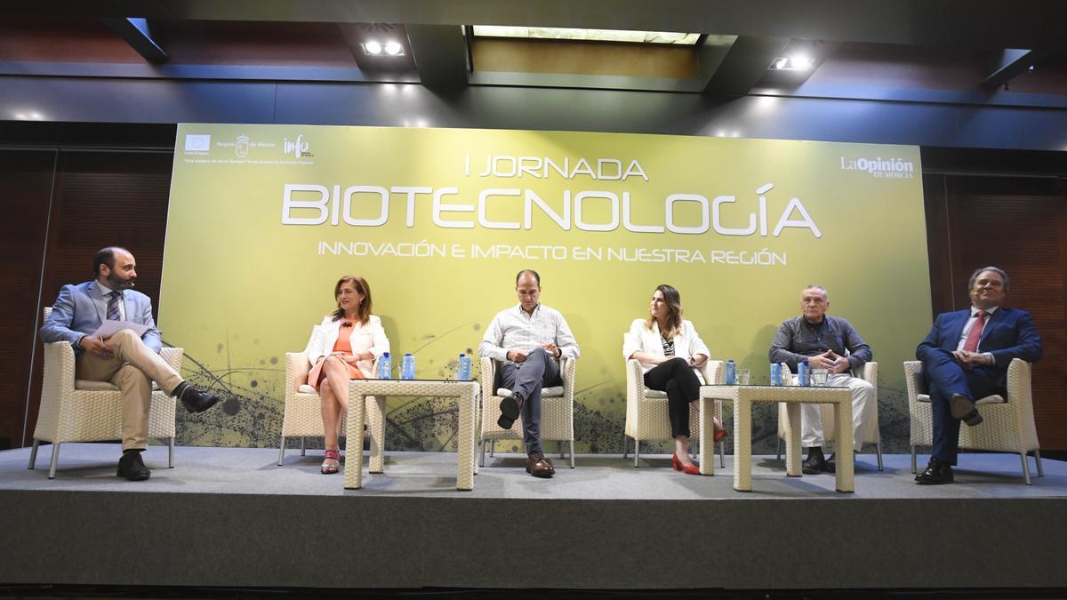 Participantes de la ‘Jornada de Biotecnología: innovación e impacto en nuestra Región’, celebrada en el Hotel Nelva de Murcia.