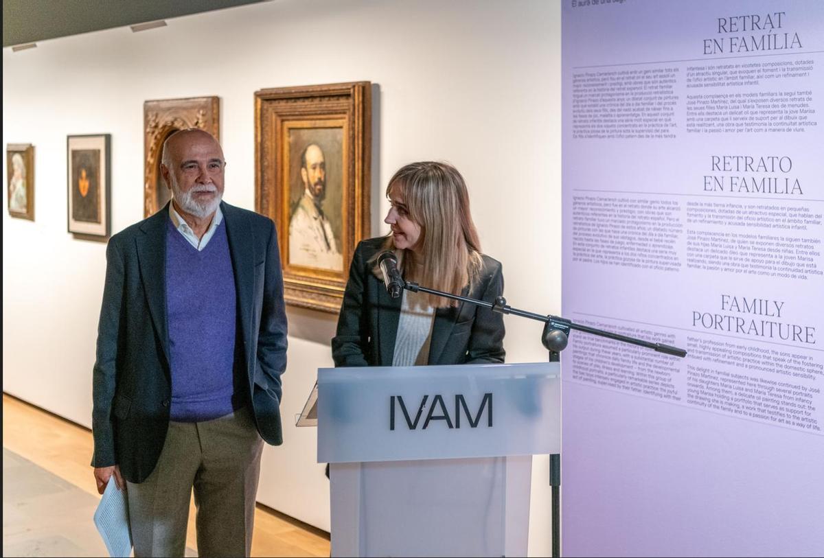 Pérez Rojas y Blanca de la Torre durante la inauguración