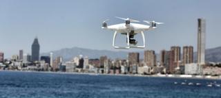 Alicante estudia usar redes y drones para avistar carabelas portuguesas