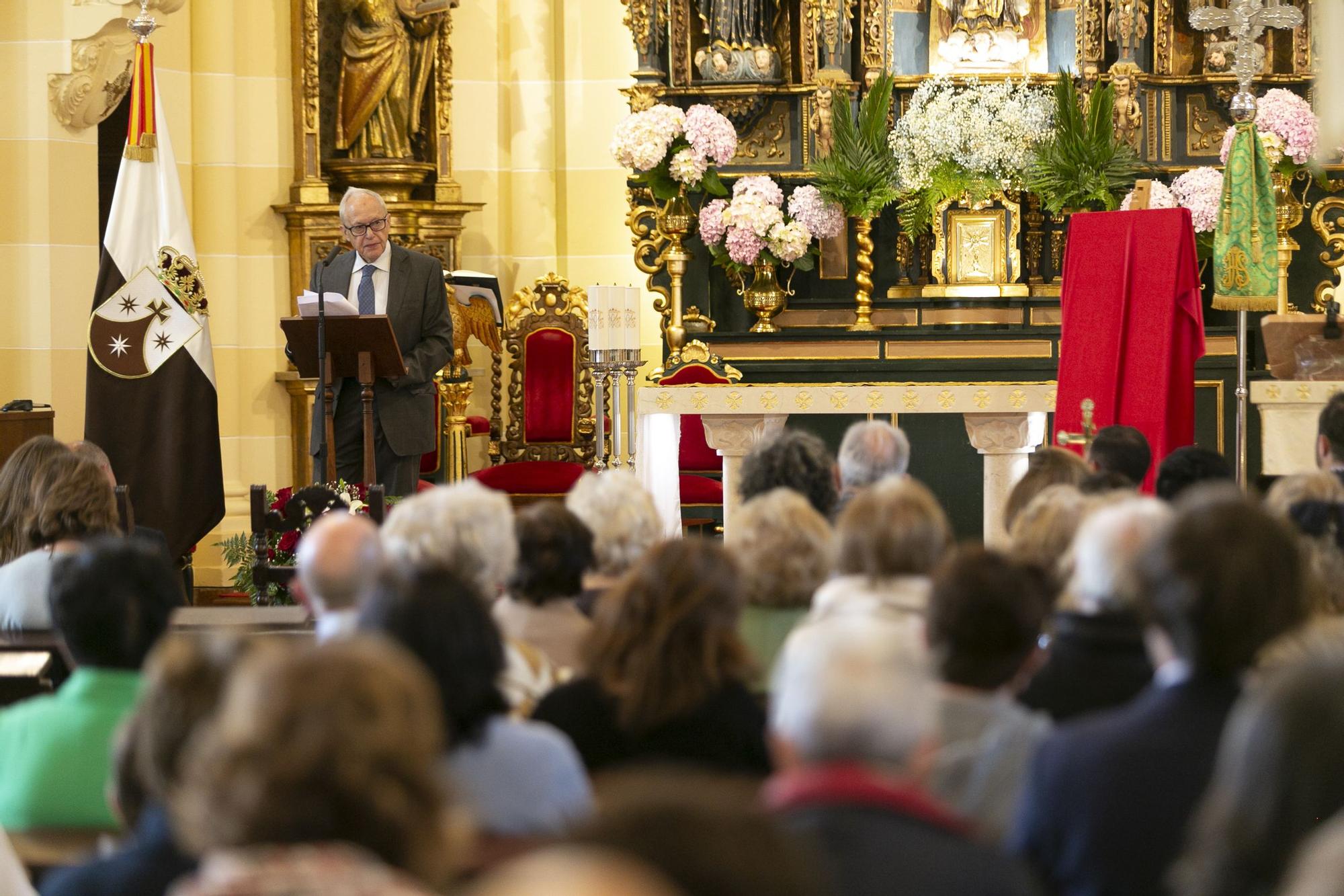 José Manuel Vaquero ofrece el pregón de las fiestas del Carmen en la iglesia de Salinas