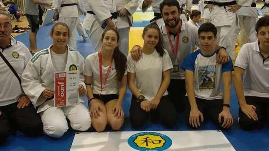Representación del Judo La Calzada en la Supercopa de Vigo.