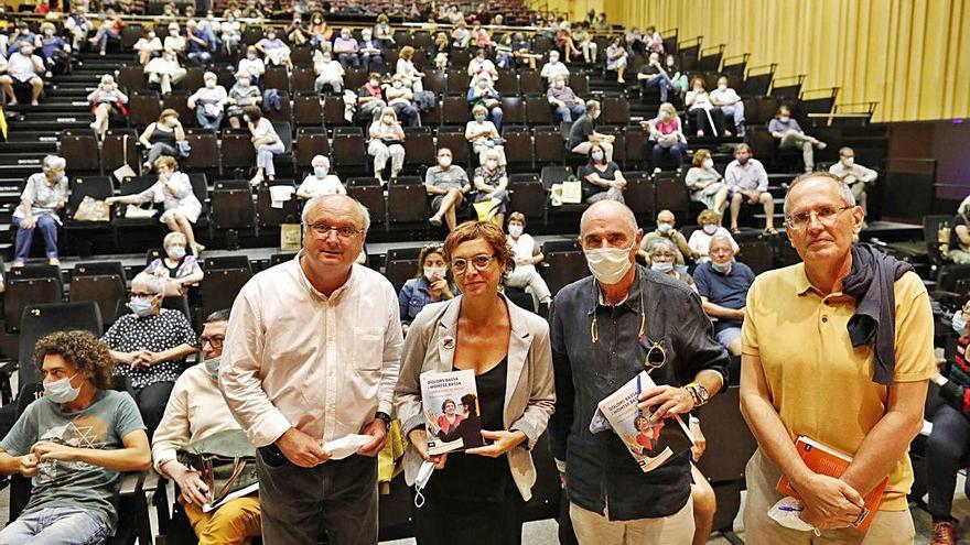 La presentació del llibre, ahir, a l&#039;Espai Ter a de Torroella de Montgrí.