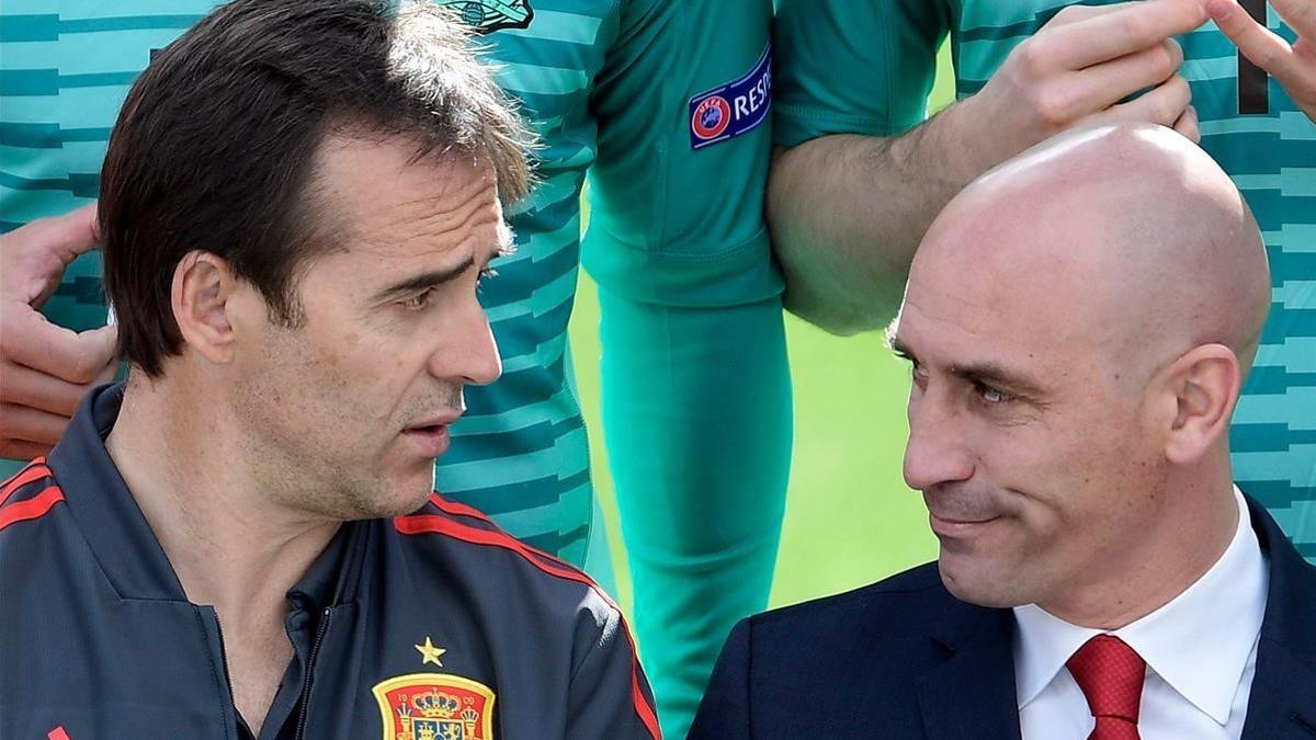 Lopetegui y Rubiales, en la ciudad deportiva de Las Rozas.