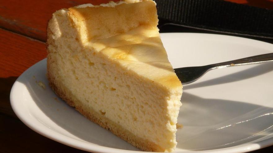 La tarta de queso preferida por los cocineros: sin azúcar, sin horno y en 2 minutos