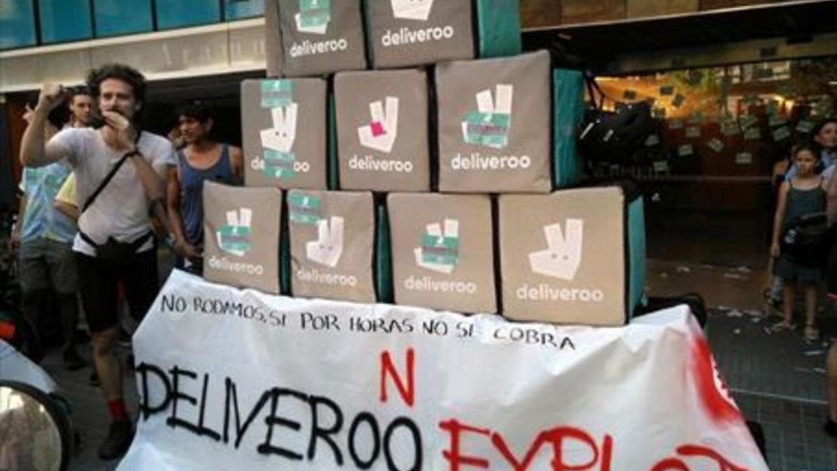 Protesta de los repartidores de Deliveroo_MEDIA_1