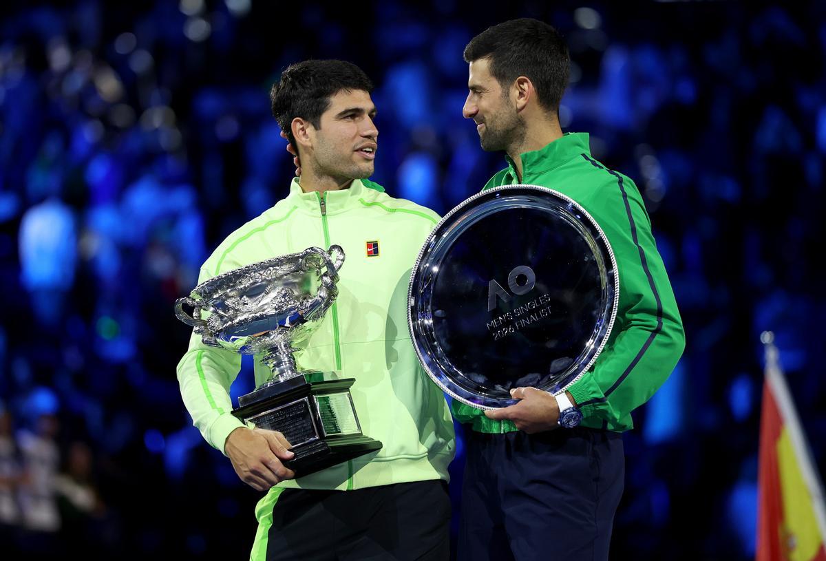 Carlos Alcaraz junto a la leyenda (todavía activa), Novak Djokovic