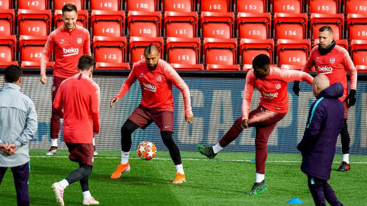 El Barça entrena en Liverpool