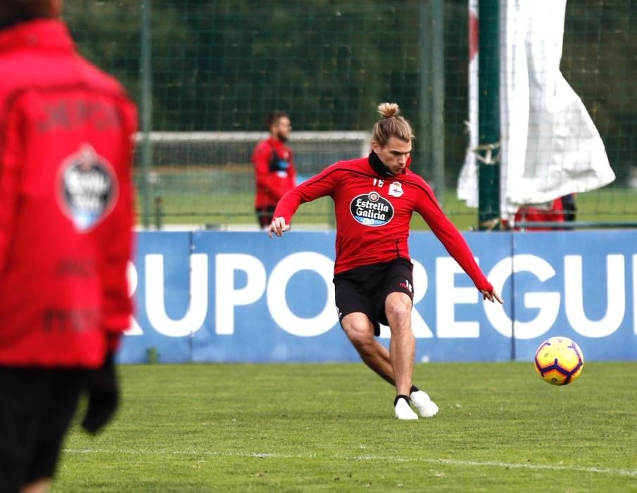 El Dépor vuelve a entrenar tras ganar al Osasuna