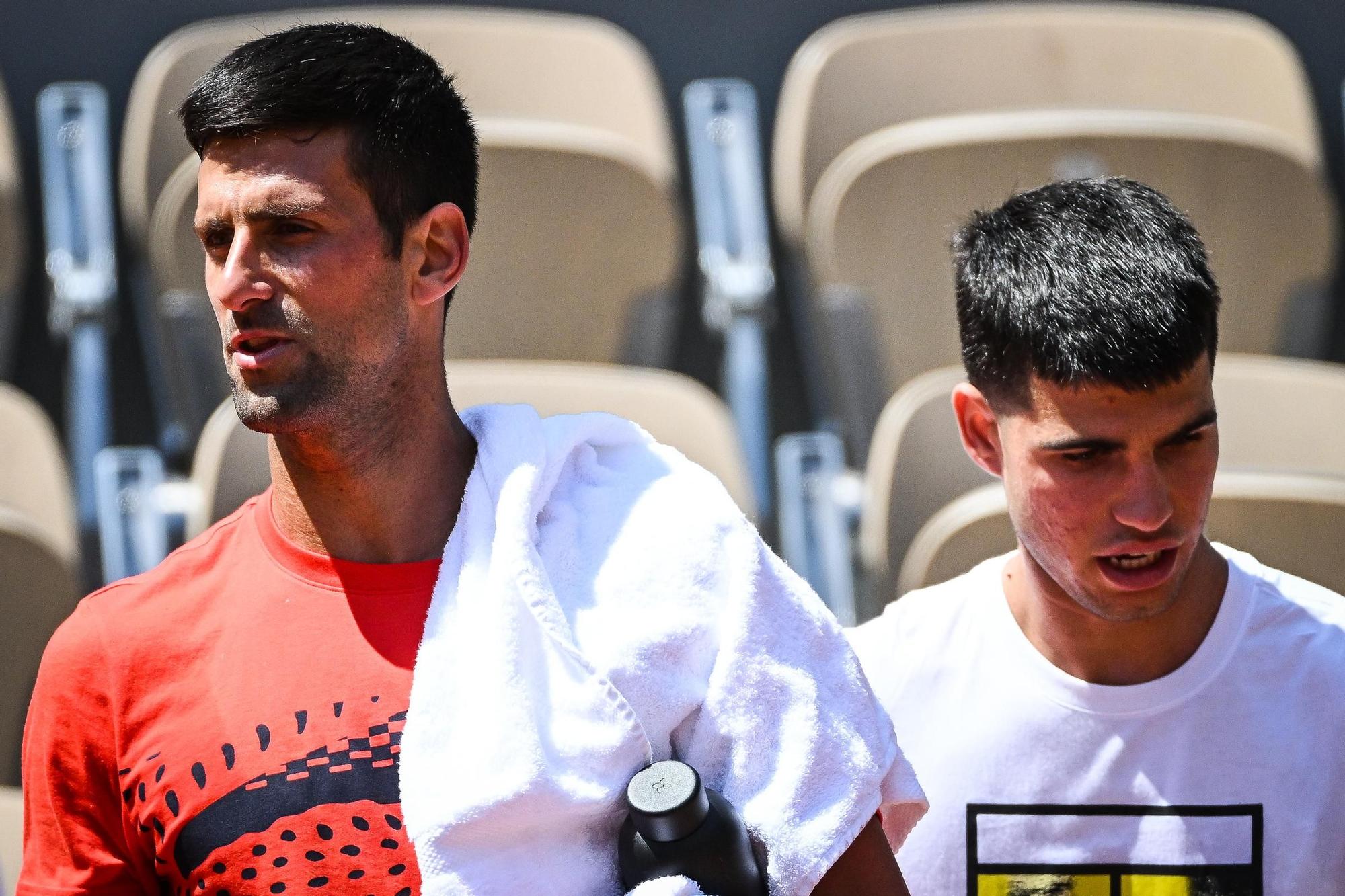 Novak Djokovic y Carlos Alcaraz.