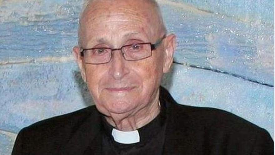 El reconocimiento de Torrent al sacerdote Juan Fernández