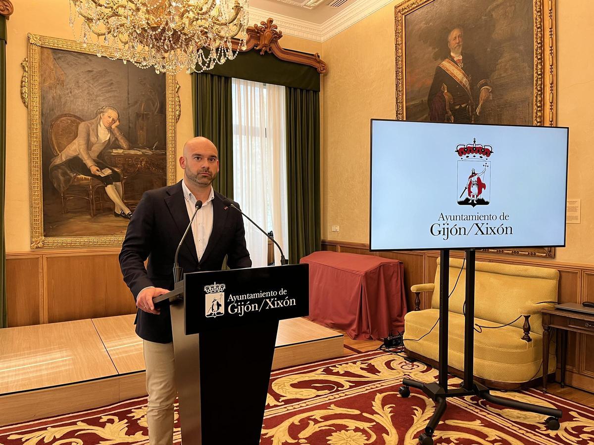 Jesús Martínez Salvador, esta tarde, en el Ayuntamiento de Gijón.