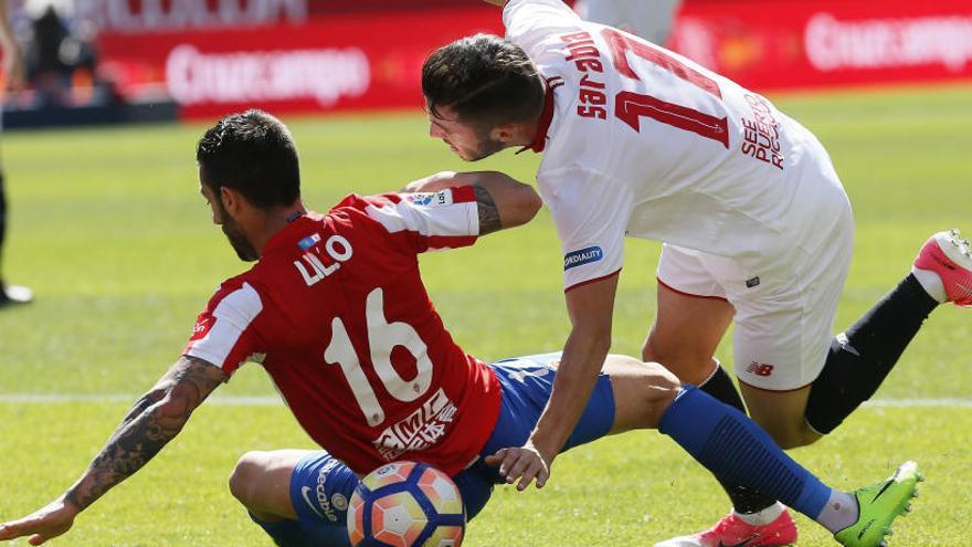 El Sevilla confirma su depresión contra el Sporting