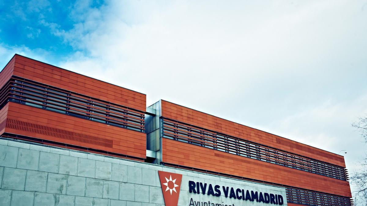 Archivo - Fachada del Ayuntamiento de Rivas
