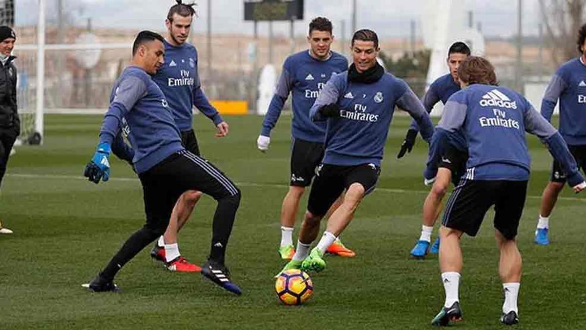 La plantilla del Real Madrid se ha entrenado en Valdebebas