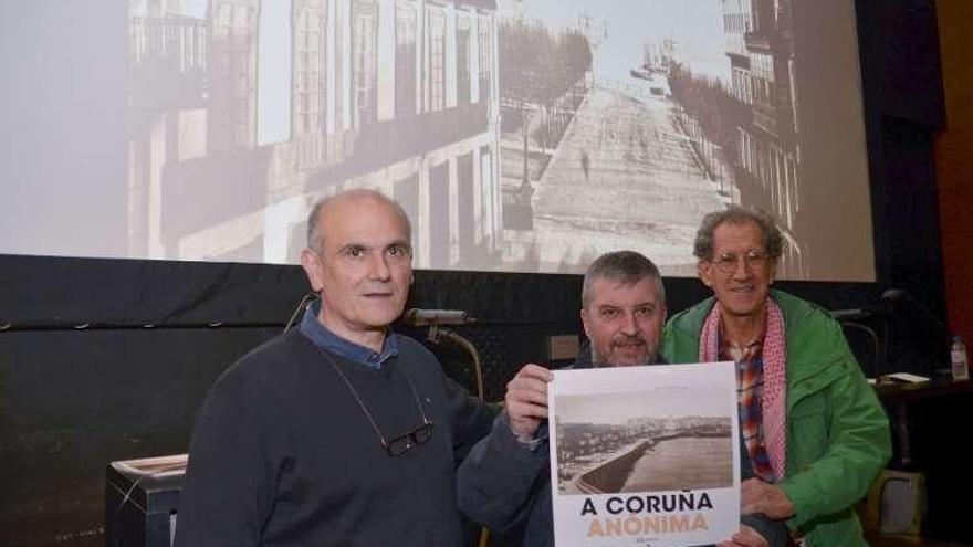 &#039;A Coruña anónima&#039; del pasado en el calendario de Edicións Xerias